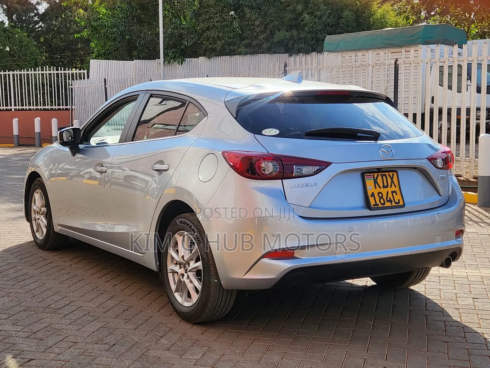 Mazda Axela 2018 Silver