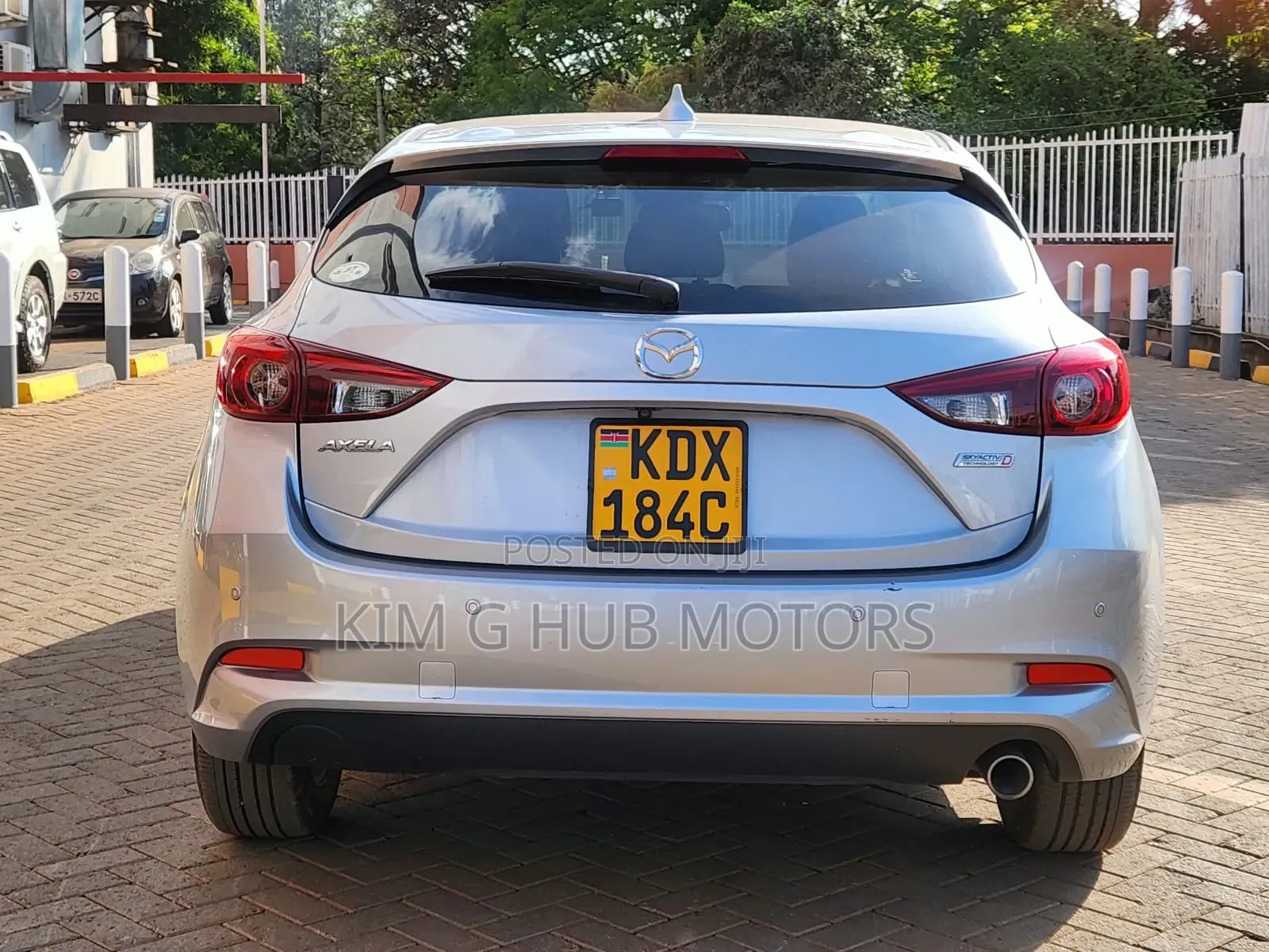 Mazda Axela 2018 Silver