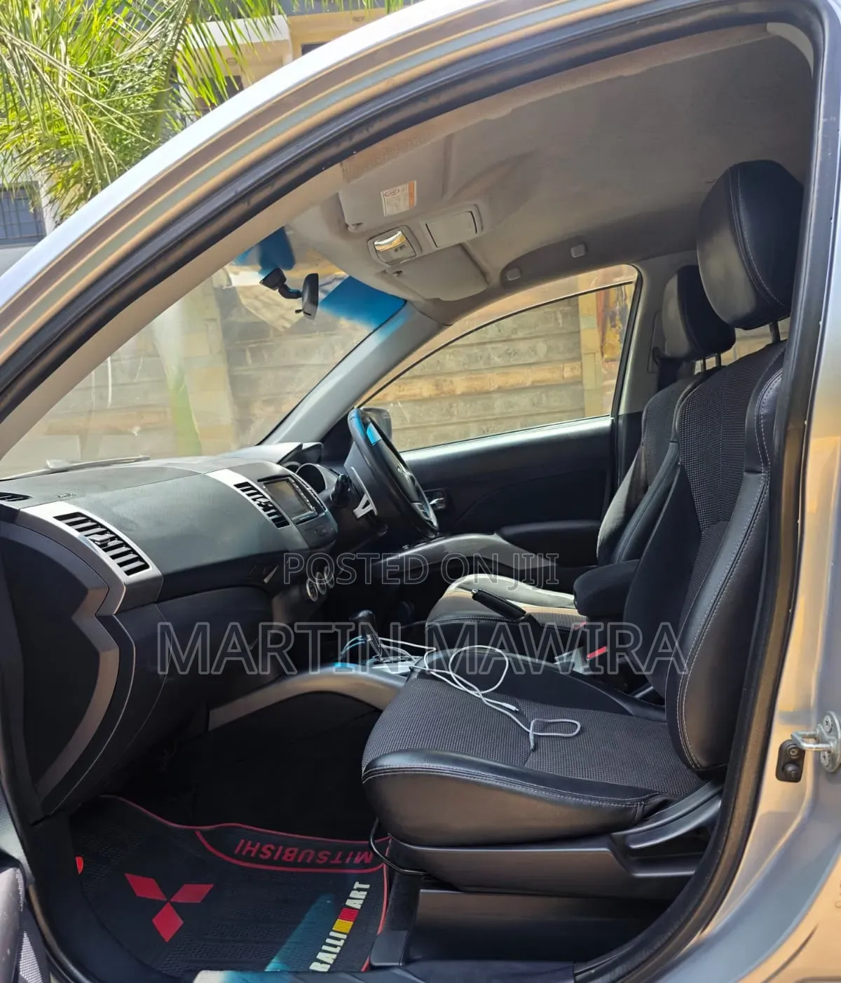 Mitsubishi Outlander 2010 Silver