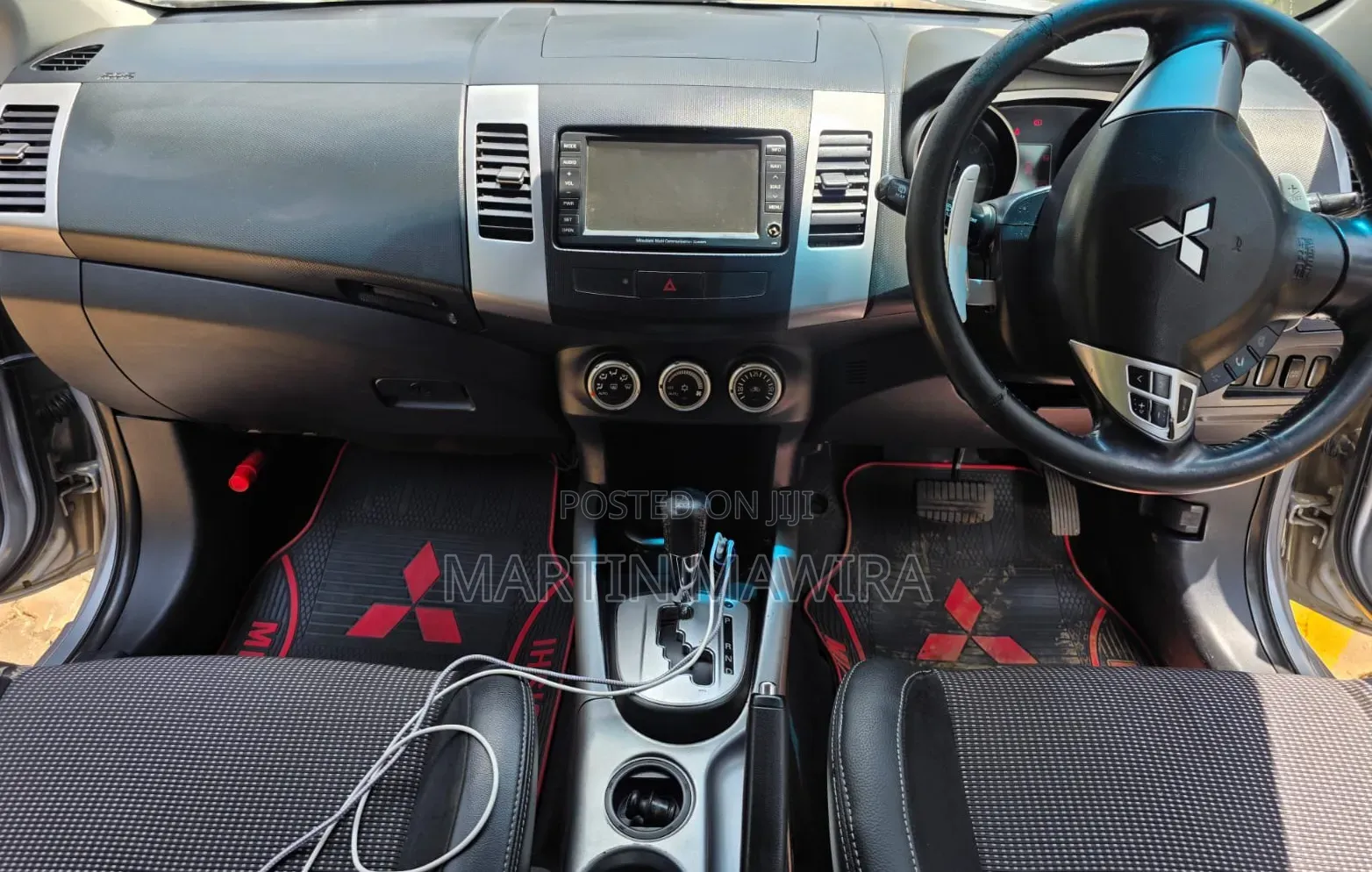 Mitsubishi Outlander 2010 Silver