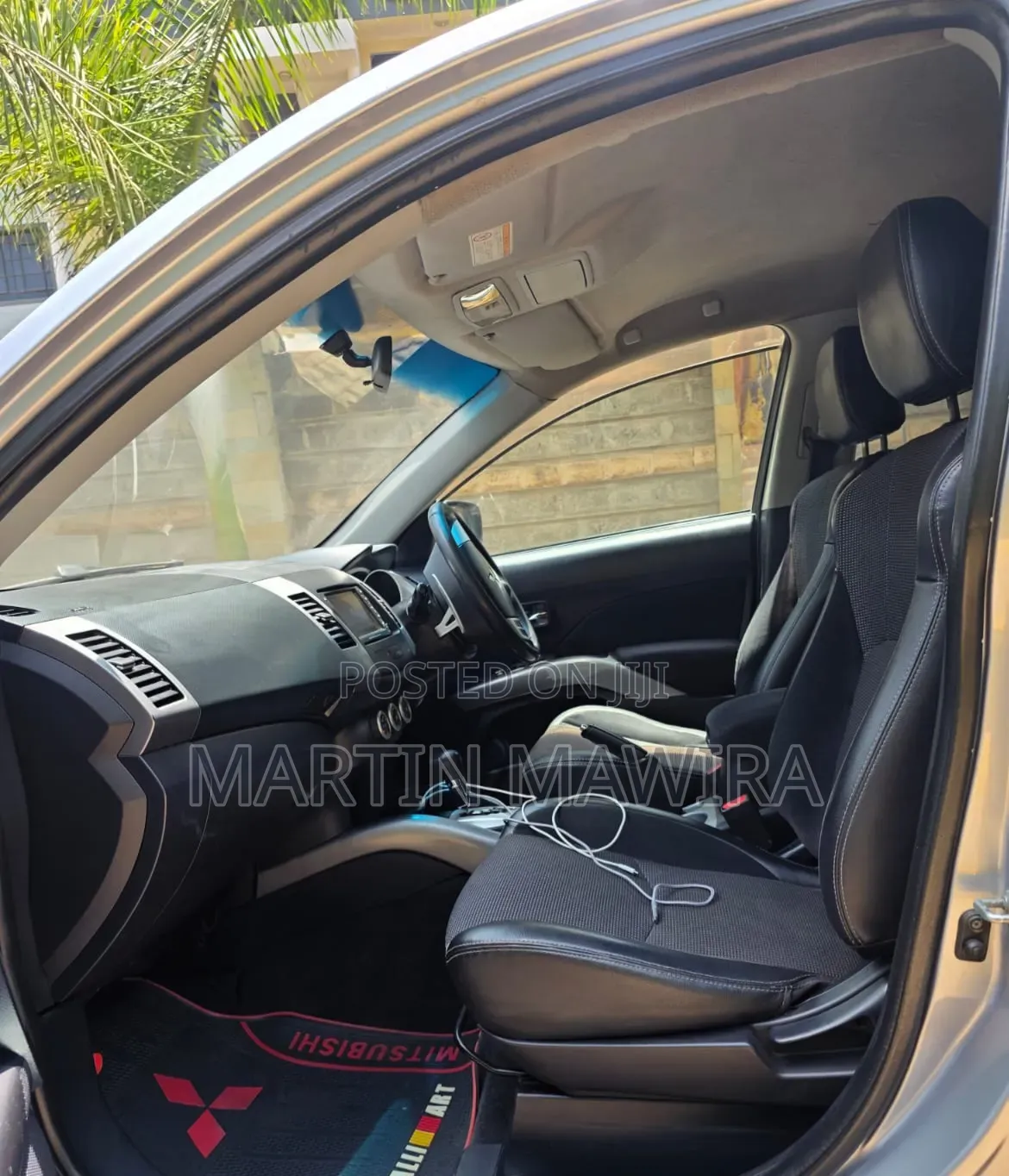 Mitsubishi Outlander 2010 Silver