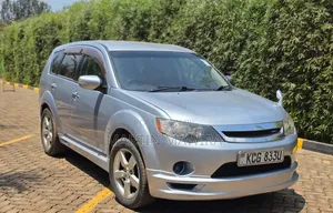 Mitsubishi Outlander 2010 Silver