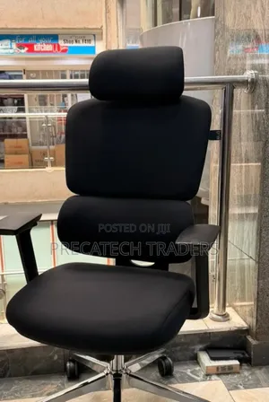 Comfortable High-Back Managerial Chair