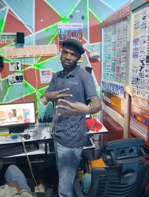 Graphics Designer