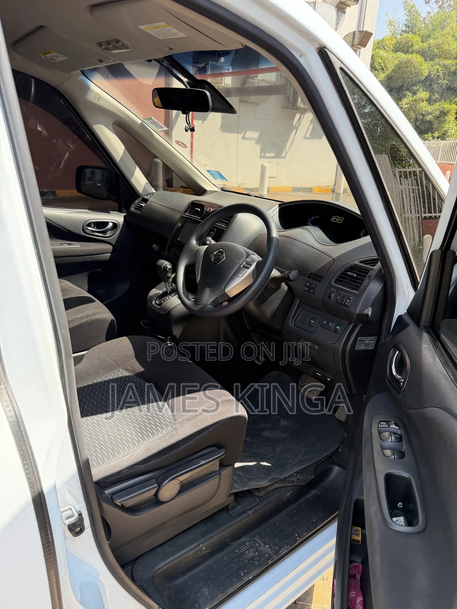 Nissan Serena 2016 Pearl