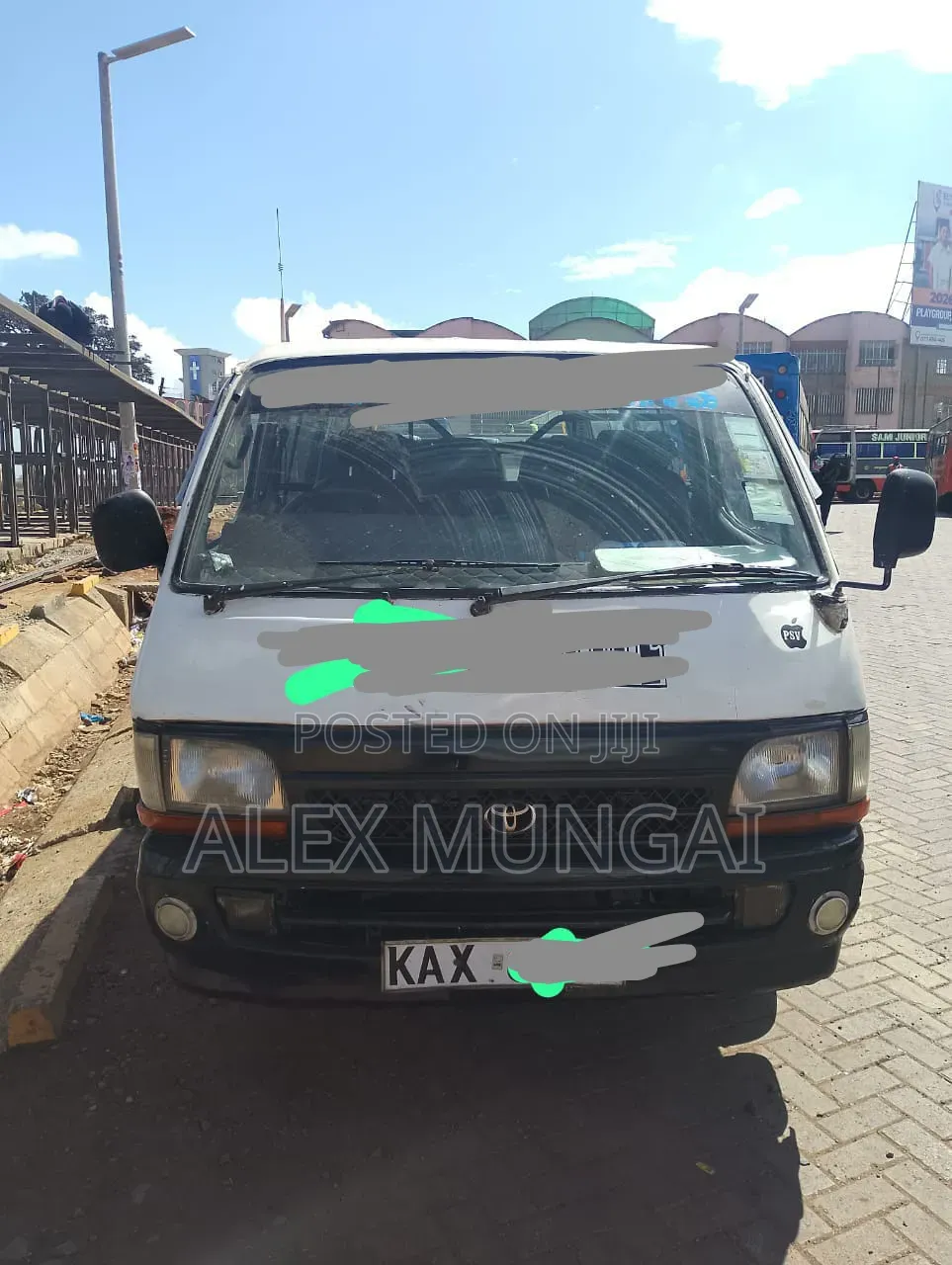 Toyota HiAce 1998 White