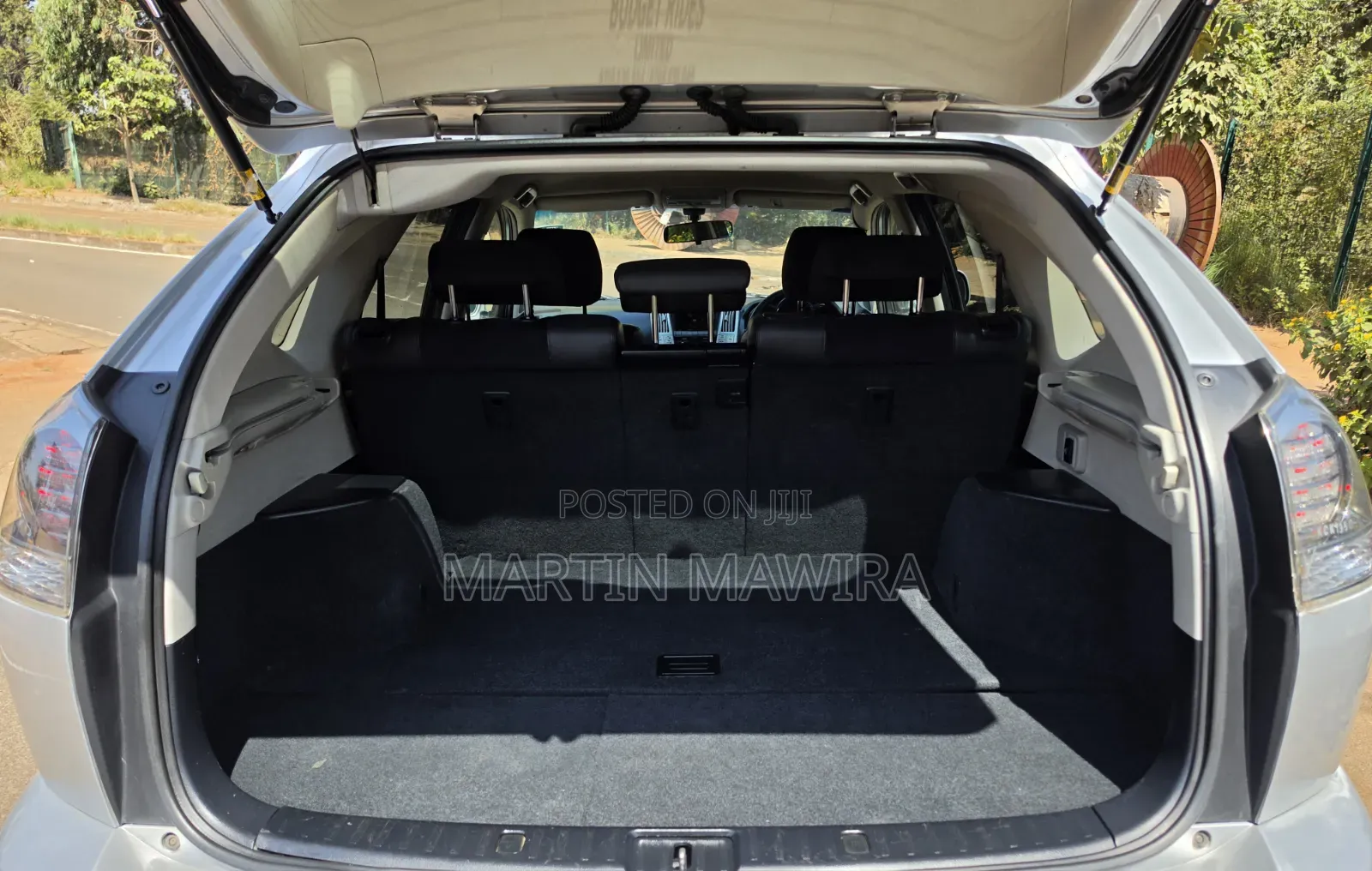 Toyota Harrier 2009 Silver