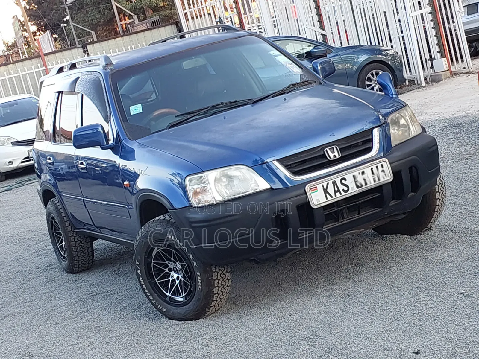 Honda CR-V 1997 Blue