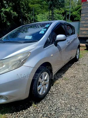 Nissan Note 2013 Silver