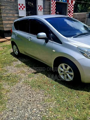 Nissan Note 2013 Silver