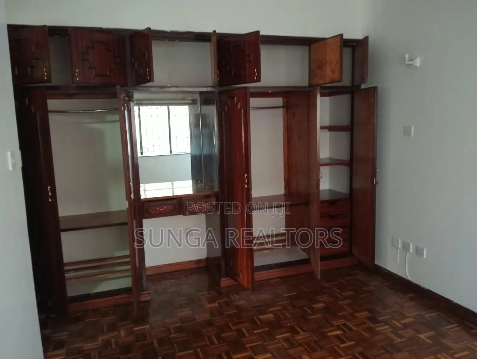3bdrm Apartment in Raphta Road Area for rent