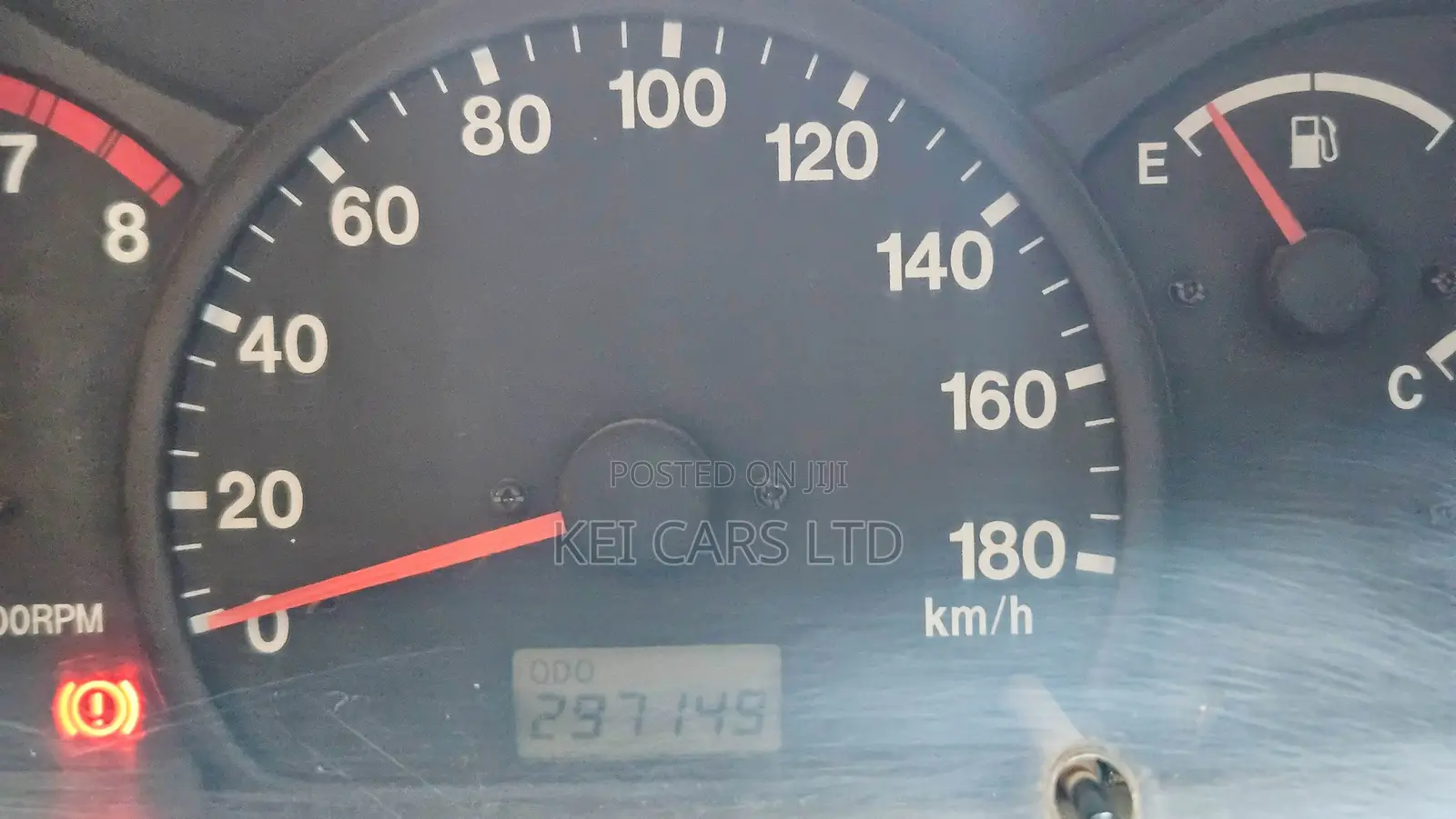 Suzuki Escudo 2000 Gold