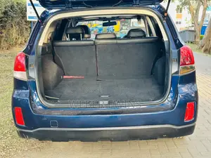 Subaru Outback 2011 Blue