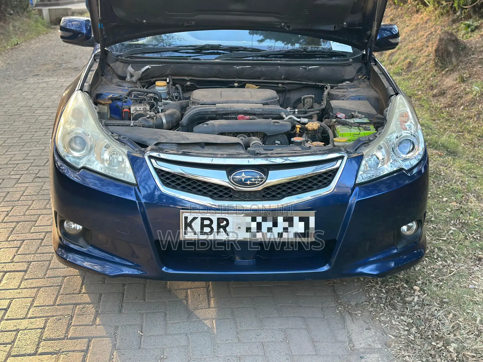 Subaru Outback 2011 Blue