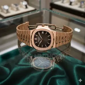 Patek Philippe Nautilus in 18k Rose Gold,
