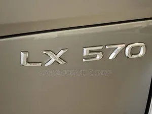 Lexus LX570 Glossy Chrome/Silver Lettering