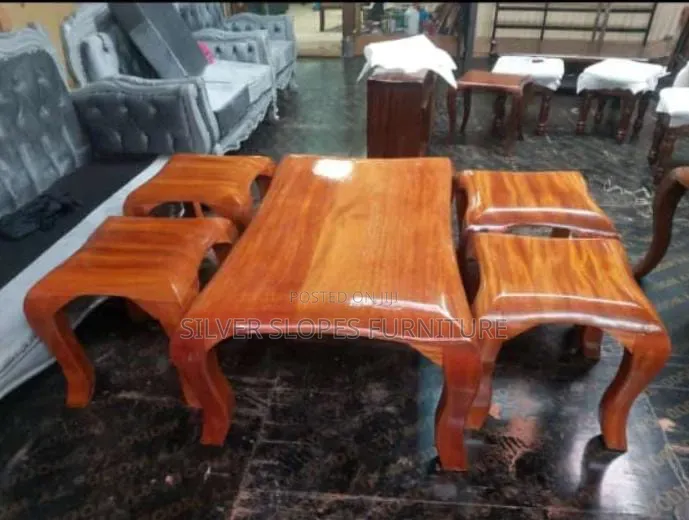 Coffee Table With Stool Sets.
