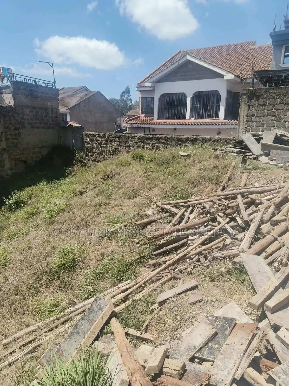 Plot of 30X80 in Langata for Sale
