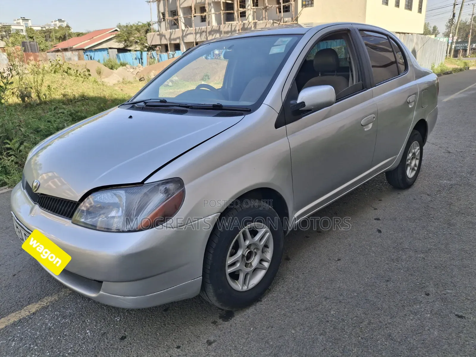 Toyota Platz 2001 Silver