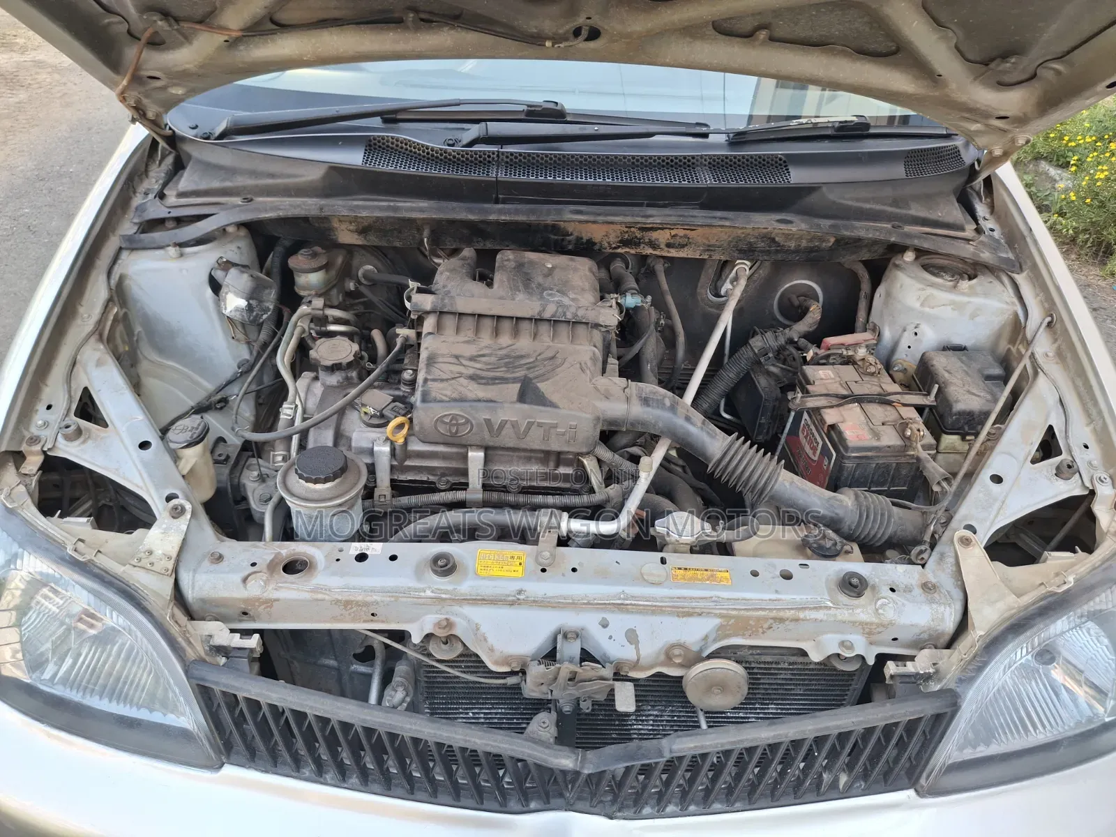 Toyota Platz 2001 Silver