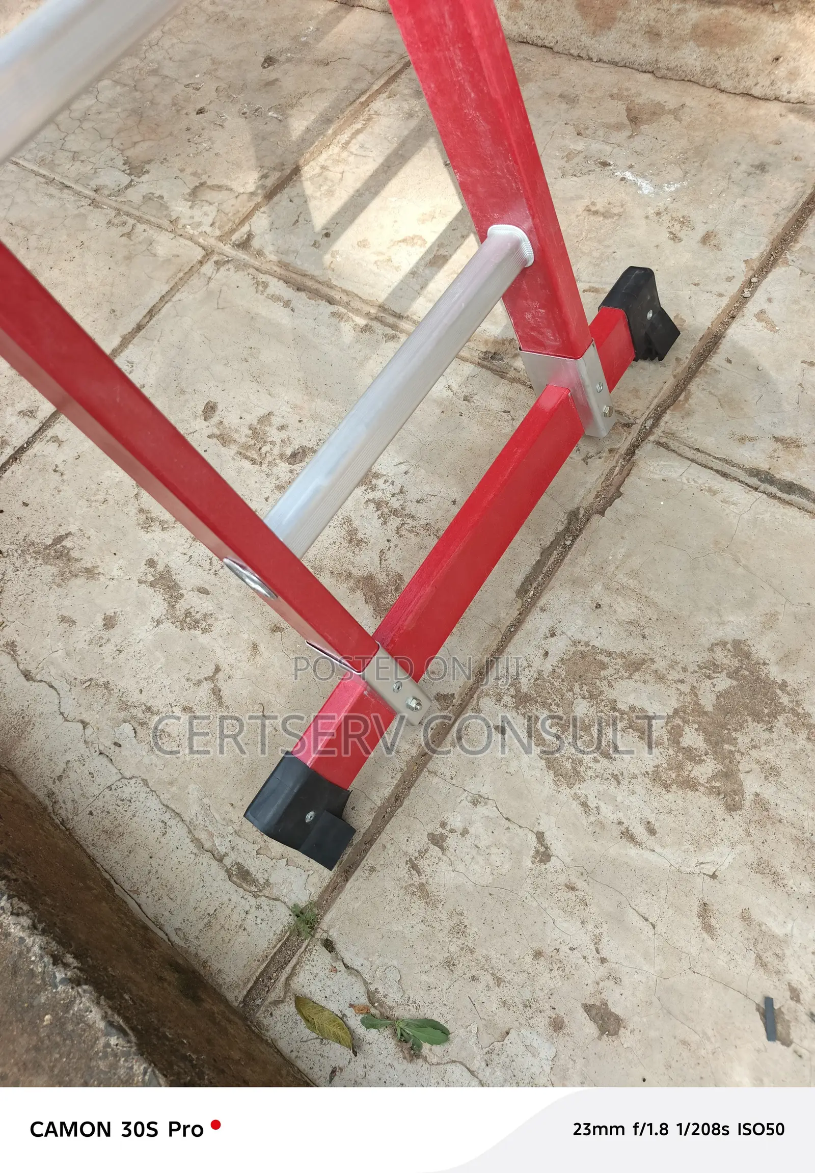 Fibre Glass Ladders (4 by 5)