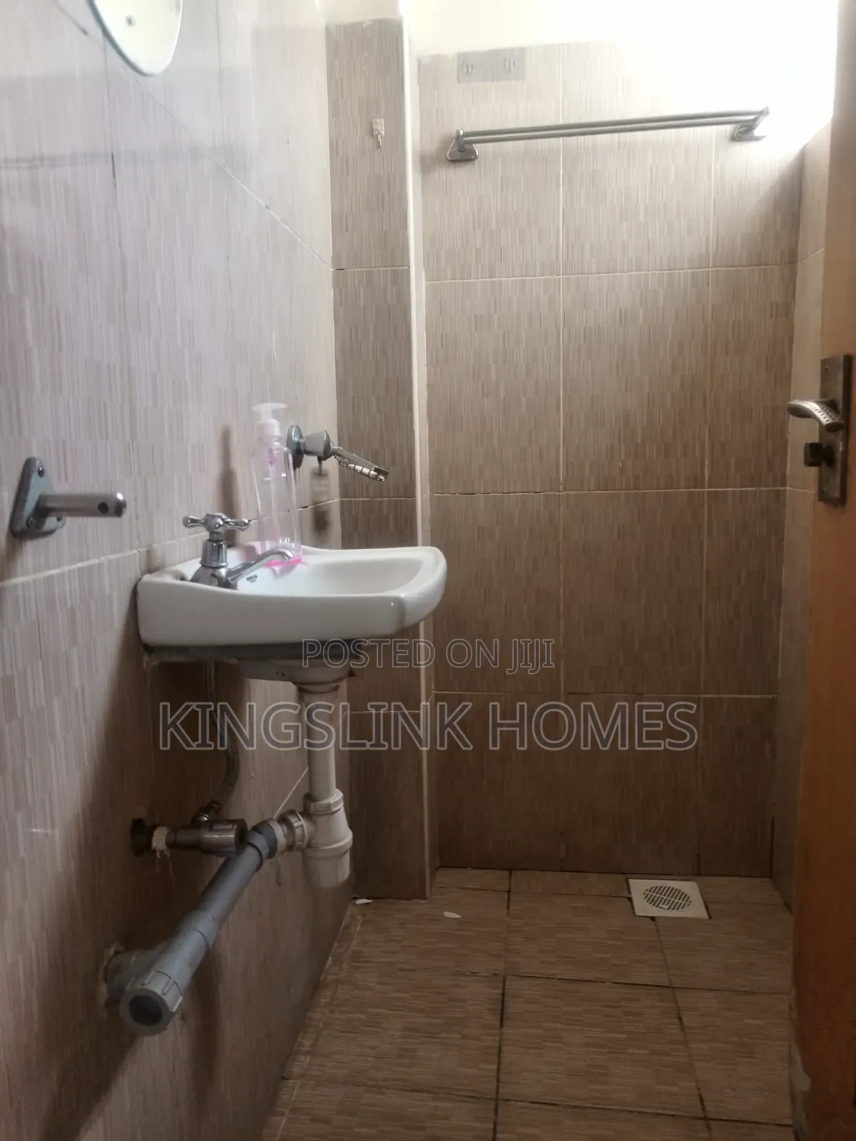 2bdrm Apartment in Nairobi West, Madaraka for rent