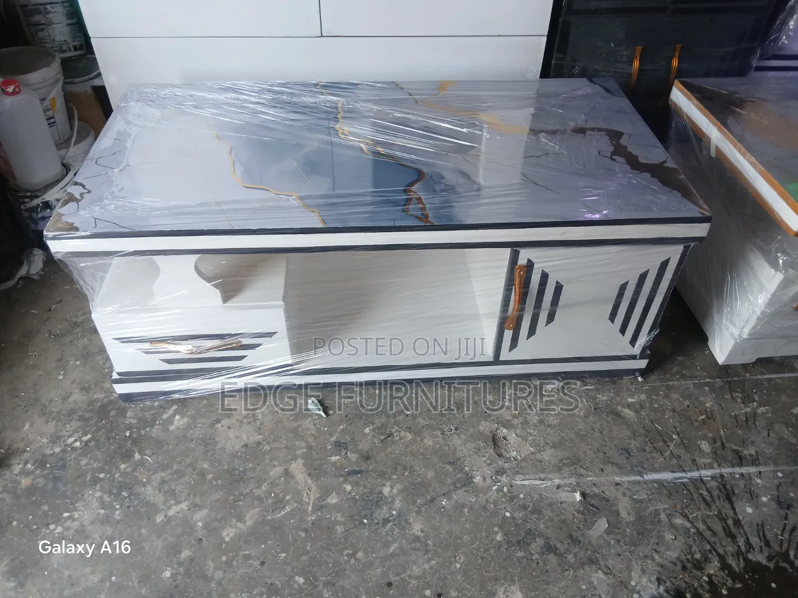 Morden Coffee Table for Sale