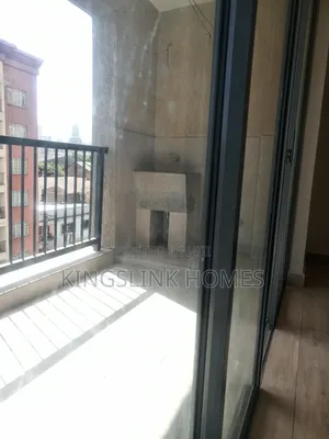 3bdrm Apartment in Nairobi West, Madaraka for rent