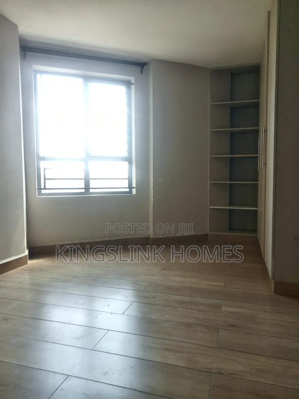 3bdrm Apartment in Nairobi West, Madaraka for rent