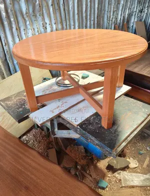 Round Design Royal Coffee Table Sets