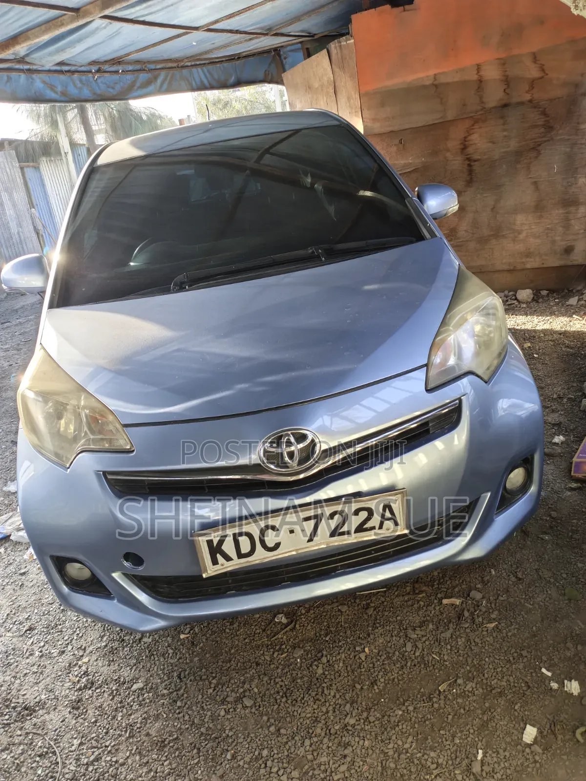 Toyota Ractis 2015 Blue