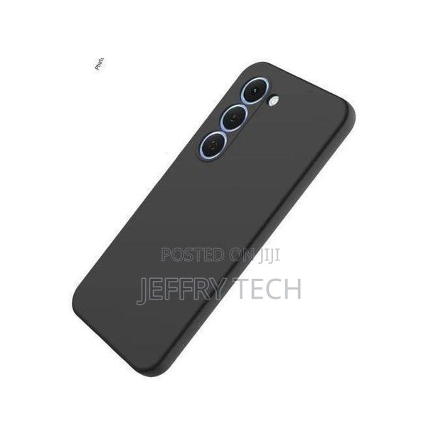 Tecno Spark 40 Pro Shock Proof Matte Black Silicone Phone Back Case