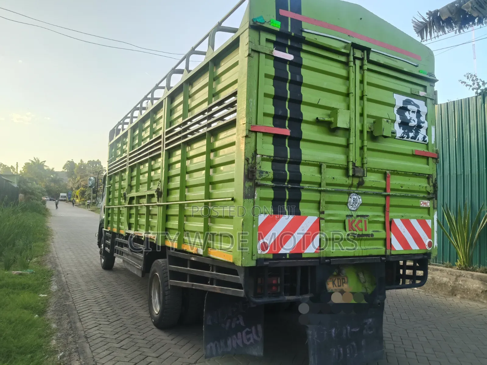 Isuzu FRR 90 2023