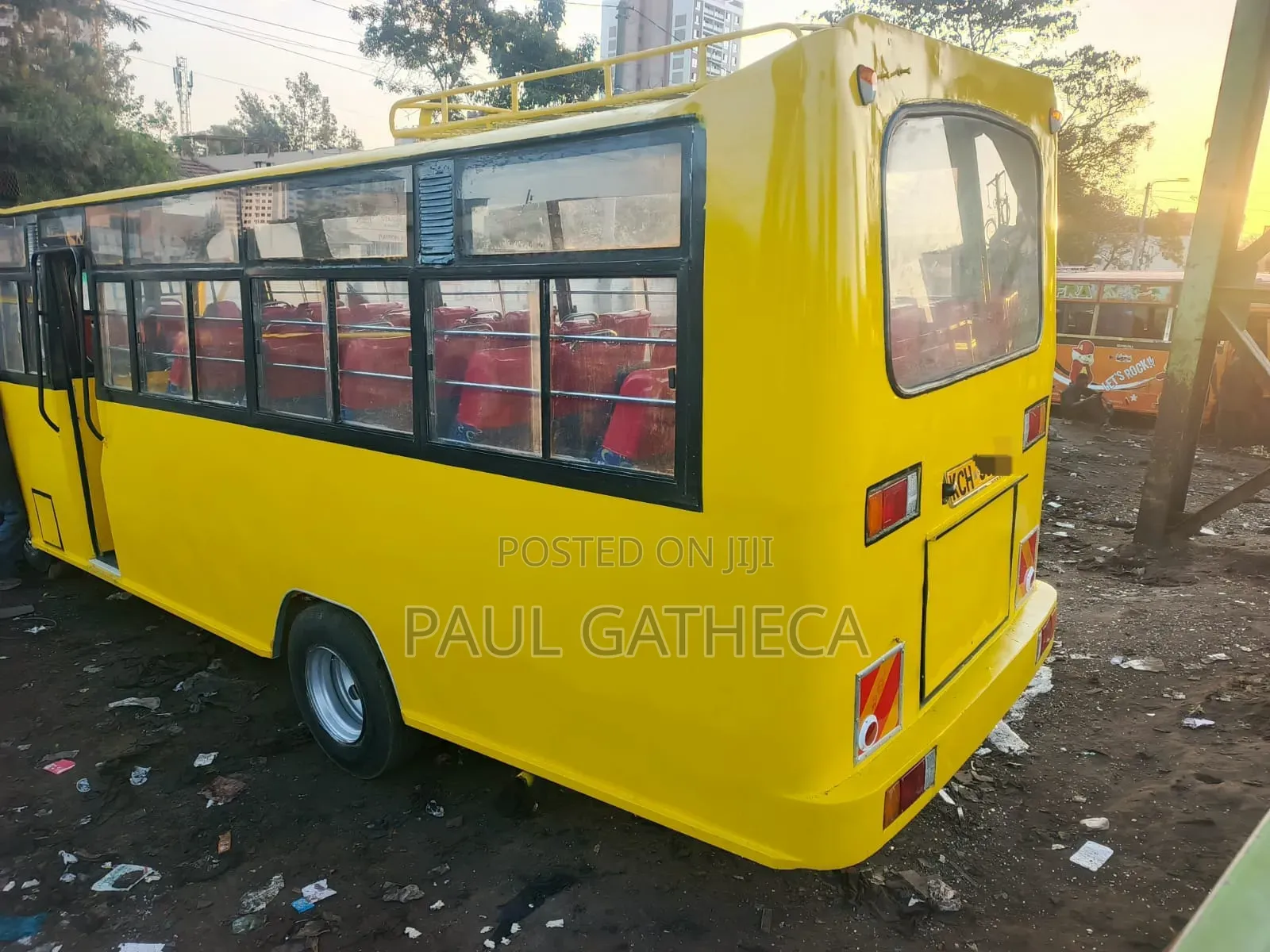 Isuzu NQR 2016 Yellow