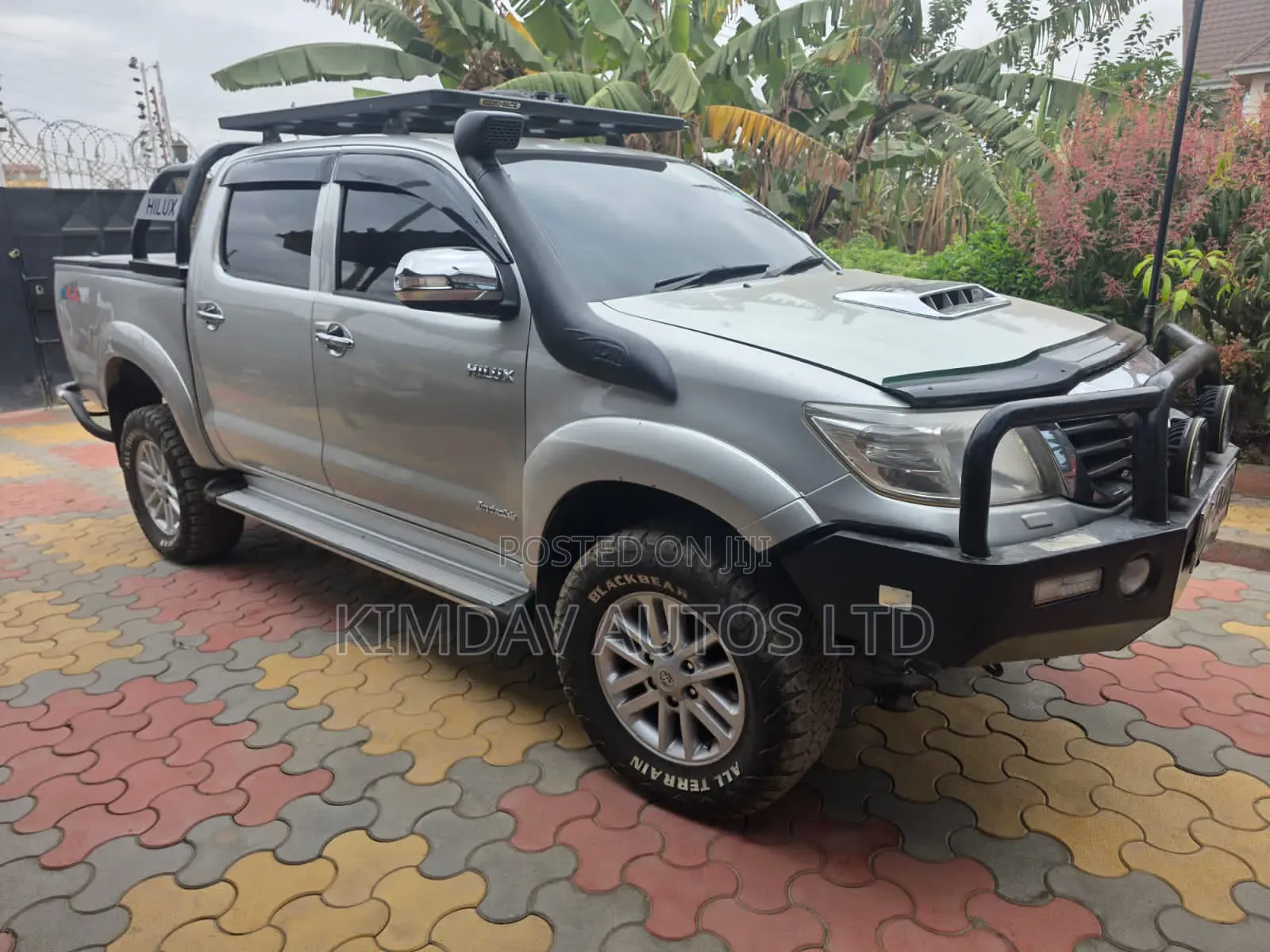 Toyota Hilux 2013 Silver