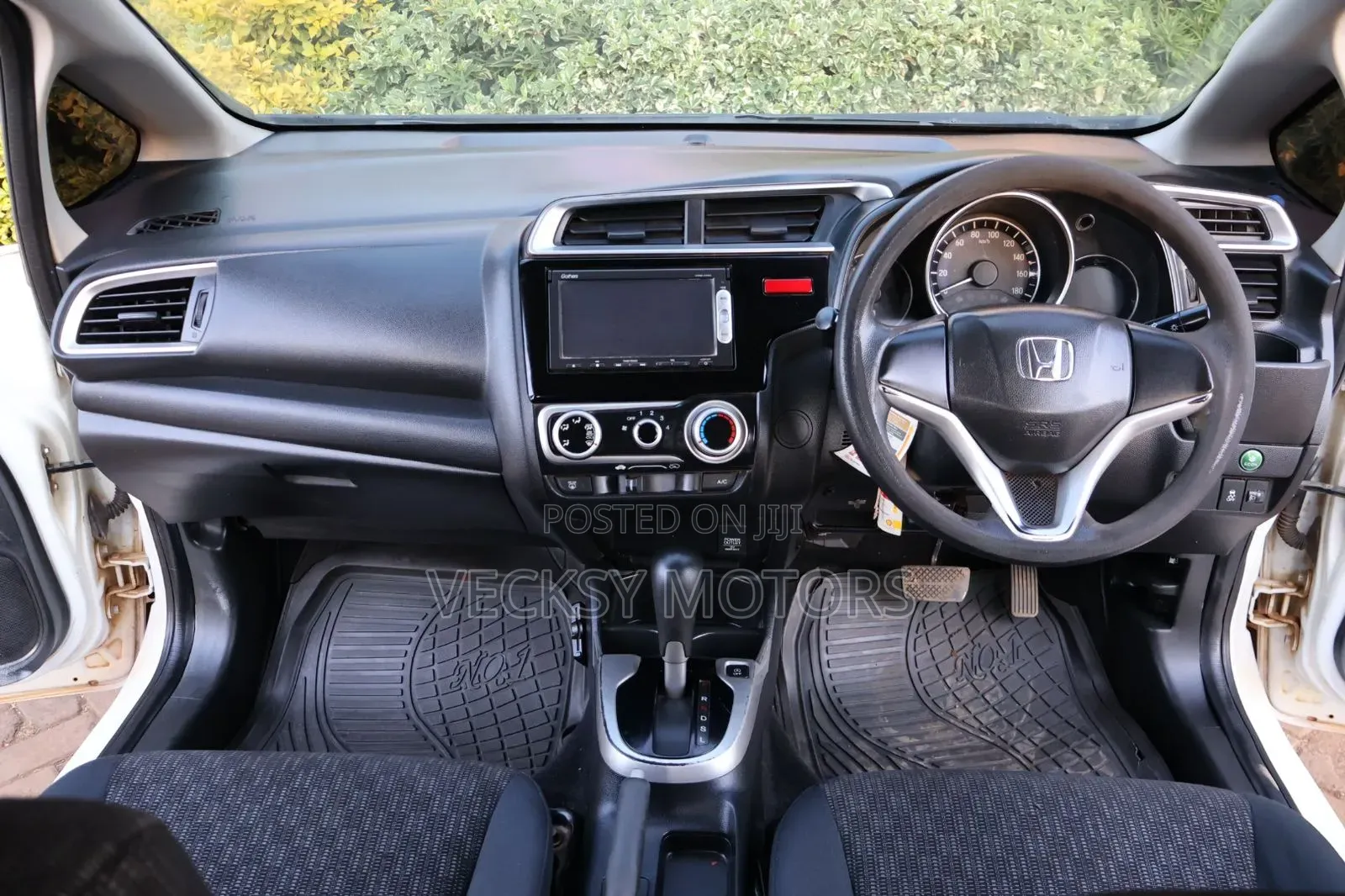 Honda Fit 2014 Pearl