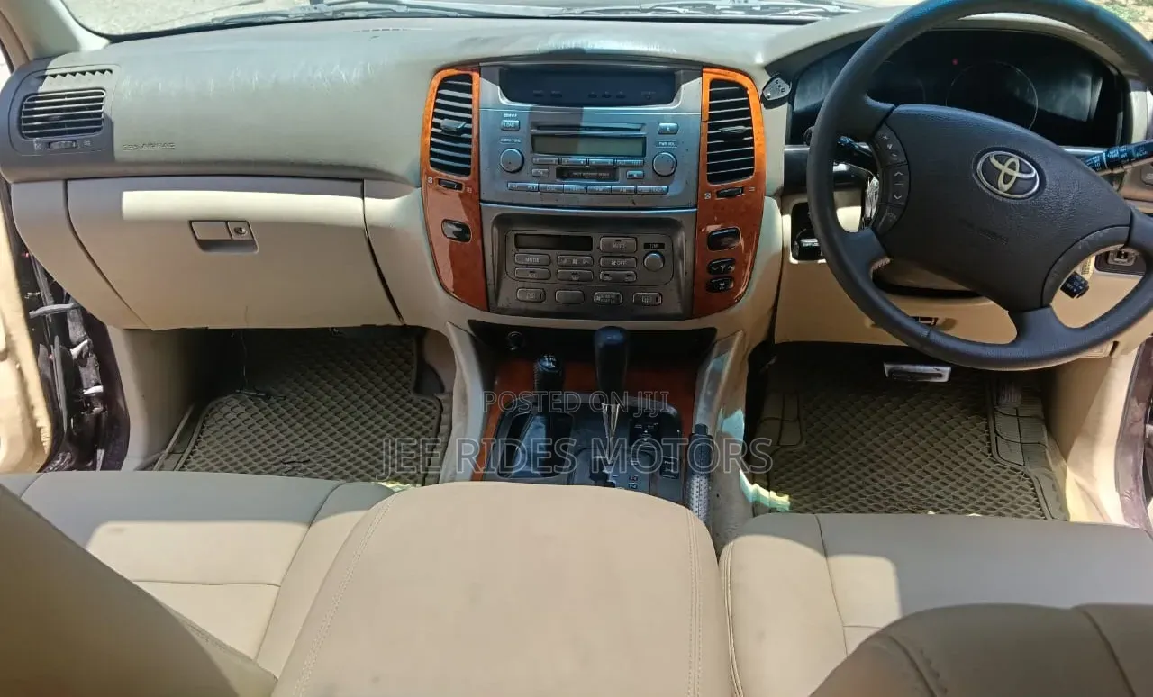 Toyota Land Cruiser 2006 Burgundy