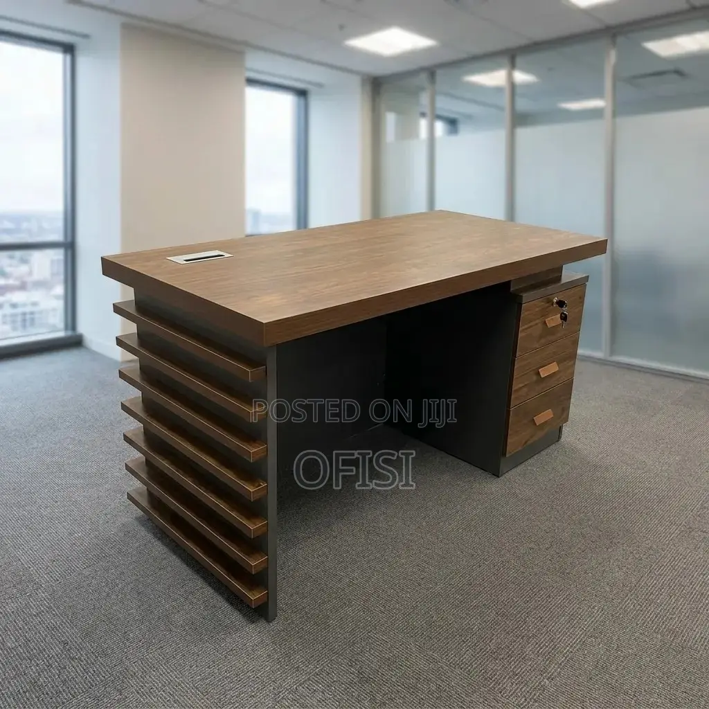Office Desk; Executive Wooden 1400Mm Office Desk