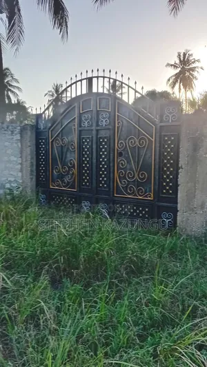 Great 1/4 Acre Plot @ Kinondo, 400 Metres From the Main Tarmac Road.