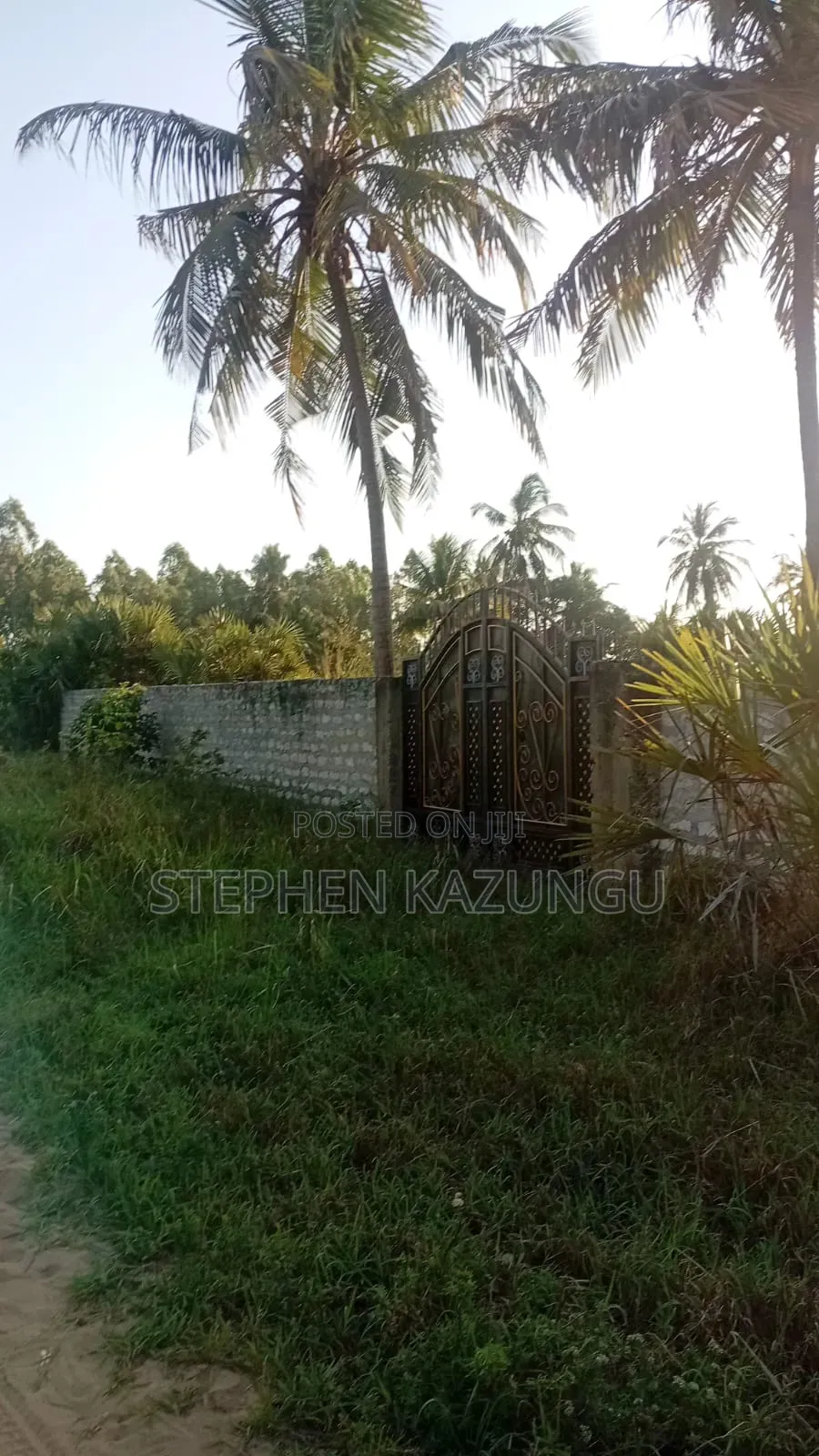 Great 1/4 Acre Plot @ Kinondo, 400 Metres From the Main Tarmac Road.