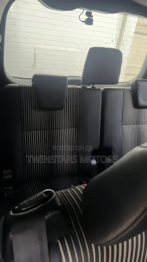 Toyota Noah 2.0 AWD (7 Seater) 2019 Teal