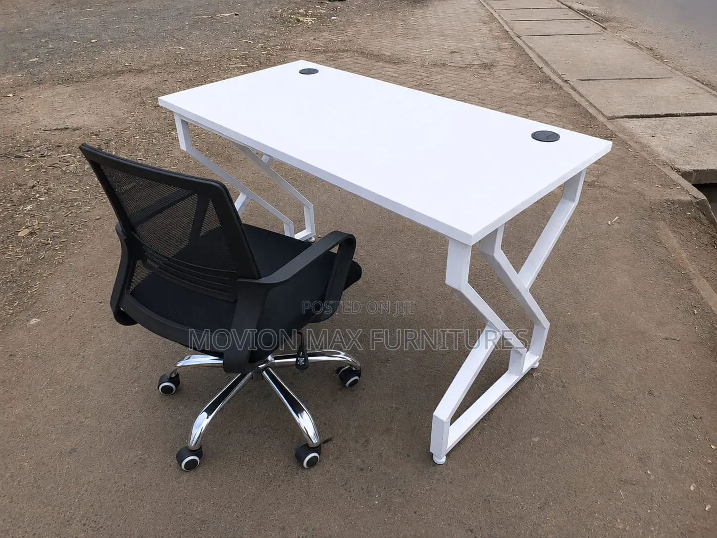 Office Table Metallic Stand Office Table