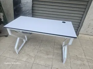 Executive Modern Office Desk With Metallic Frame