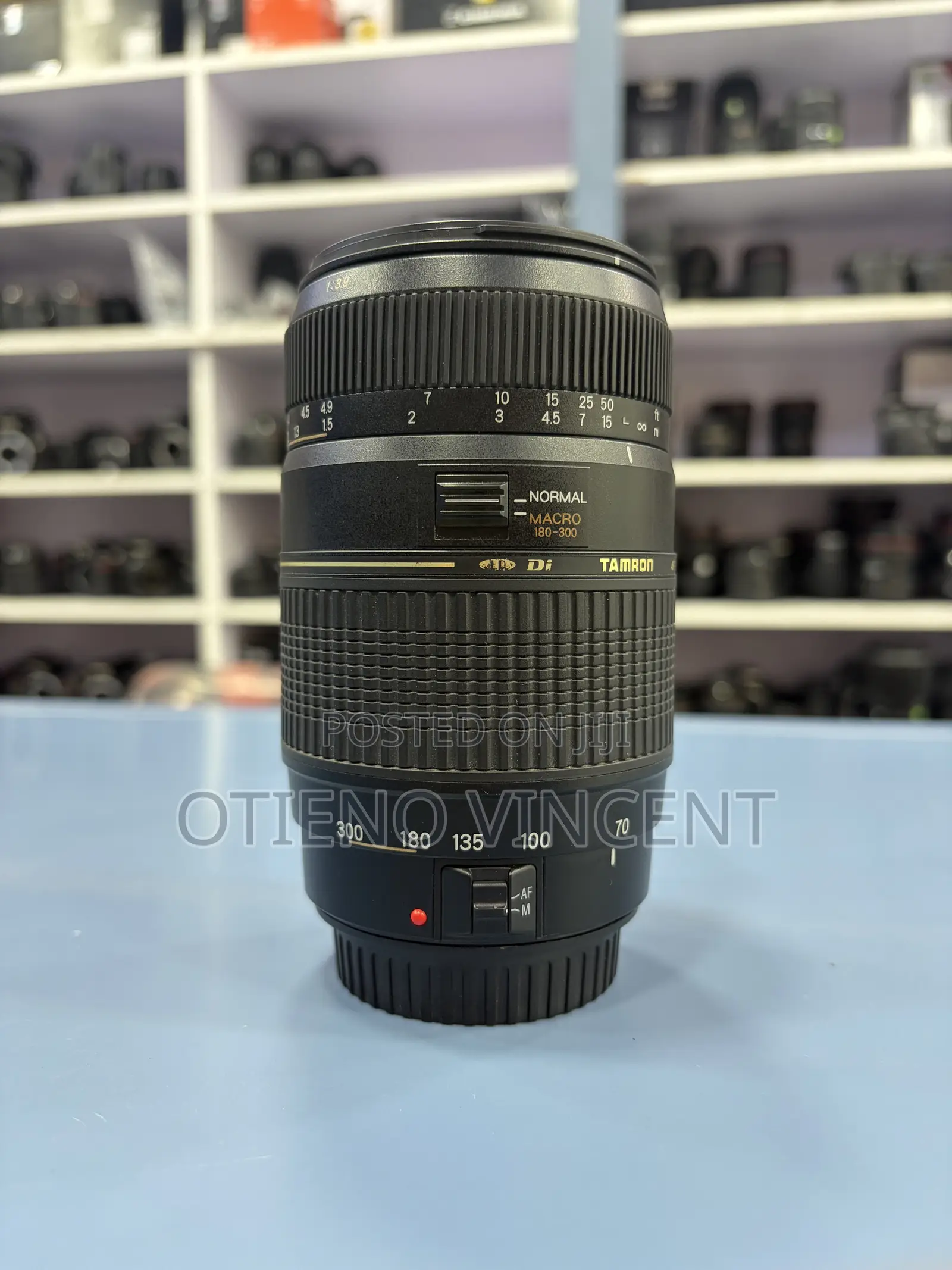Tamron 70-300mm F/4-5.6 Di LD Macro Telephoto Lens