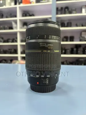 Tamron 70-300mm F/4-5.6 Di LD Macro Telephoto Lens