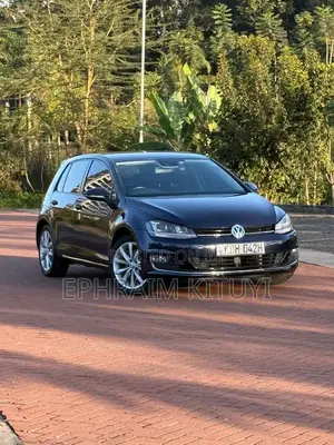 Volkswagen Golf 2015 Blue