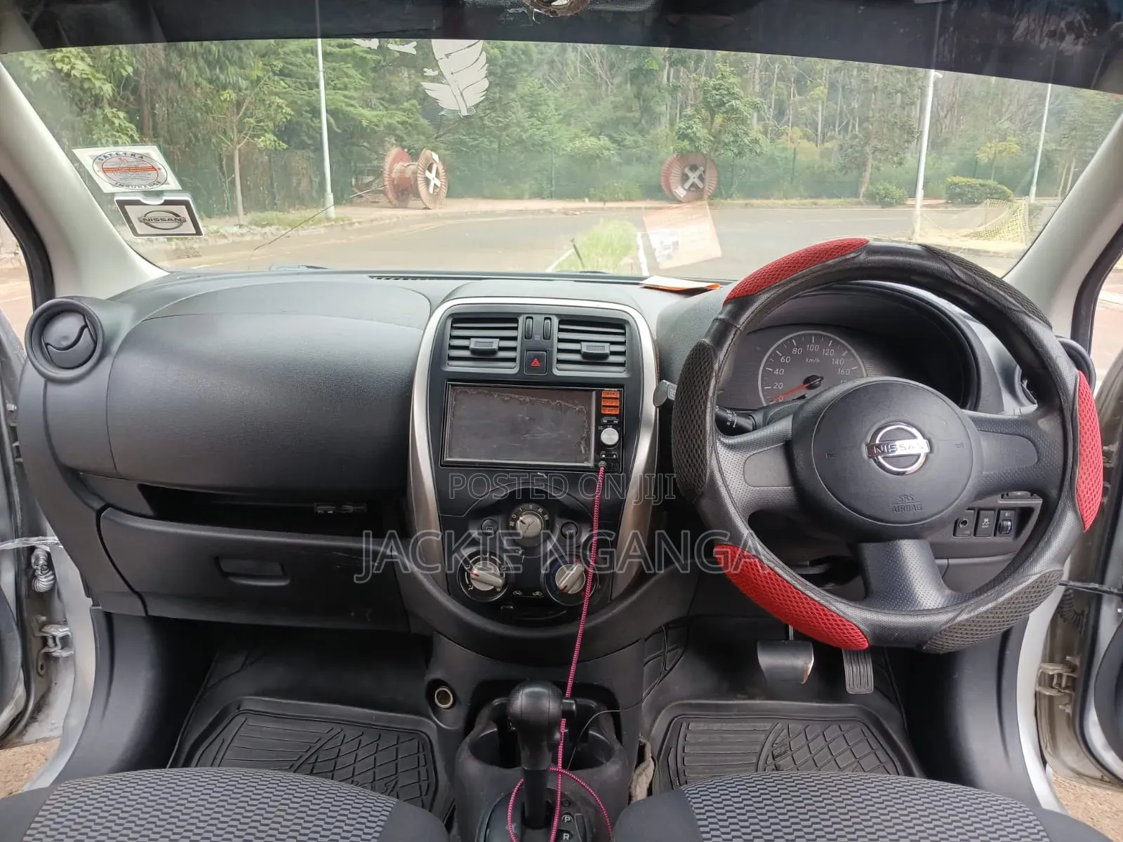 Nissan March 2014 Silver