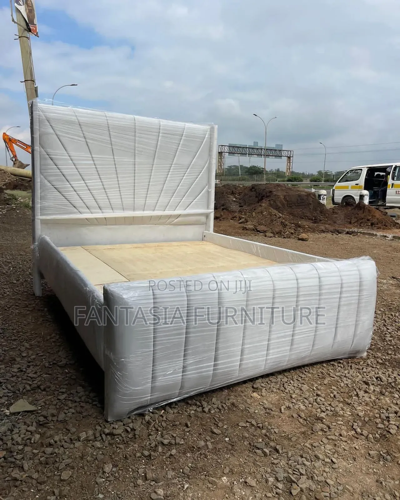 5x6-Foot White Bed