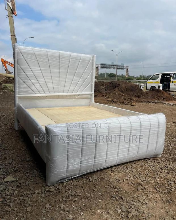 5x6-Foot White Bed - thumbnail 2