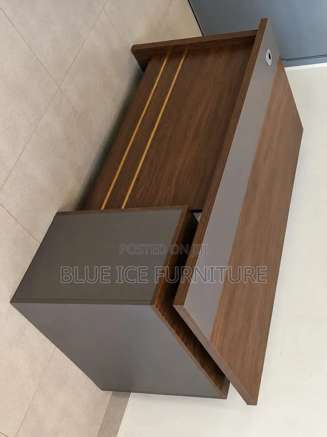 Executive Office Desk – Managerial Desk With Side Storage  Cable Port